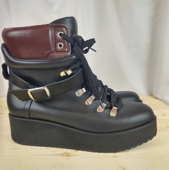 Steve Madden Shoes - Steve Madden Oxblood Black & Brown Platform boots